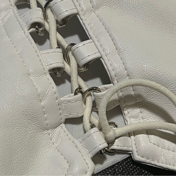 I.AM.GIA Vixra white faux leather corset top backless halter top size M - Picture 6 of 13